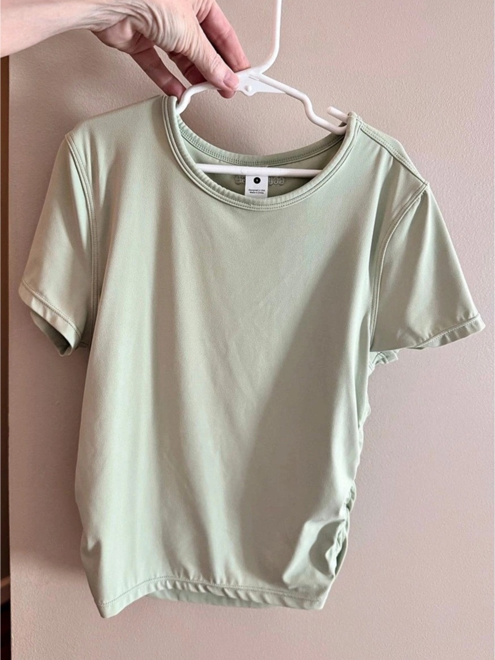 Gold Hinge Women S Short Sleeve Tee in Soft Green